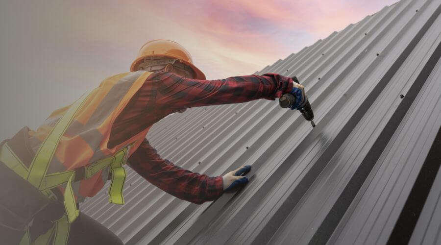 Professional gutter cleaning in Fishertown, PA